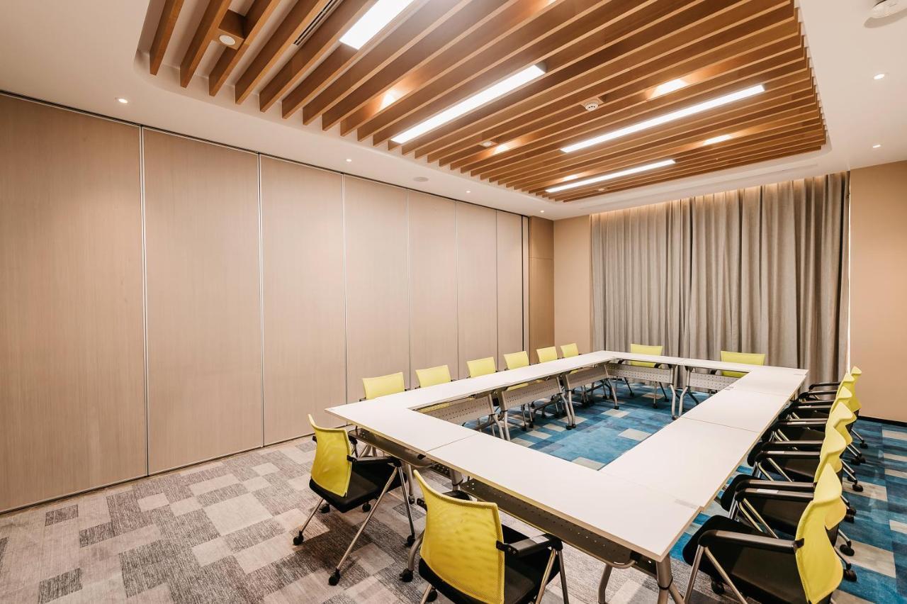Holiday Inn Express Taizhou Cmc By Ihg Kültér fotó